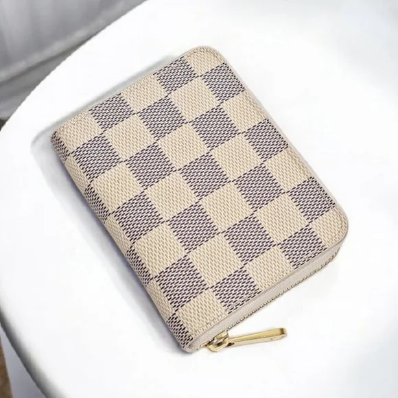 ✨️Authentic Louis Vuitton Zippy Small Damier Azur - Picture 9 of 13